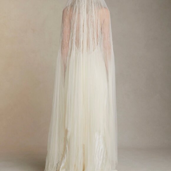 Pleated Handkerchief Veil - Floor - Picture 4 of 4